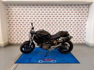 DUCATI Monster 696 Garantita e Finanziabile