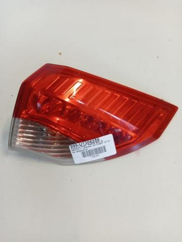 FANALE POST. PARTE EST. D. 999-U1306259 Parti elettriche  Fanaleria  Fanali  Fanale post. dx. RENAULT - LAGUNA - 01-11-2007 - 01-10-2010