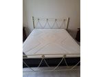 Letto Matrimoniale Beige con Rete e Materasso Matrimoniale