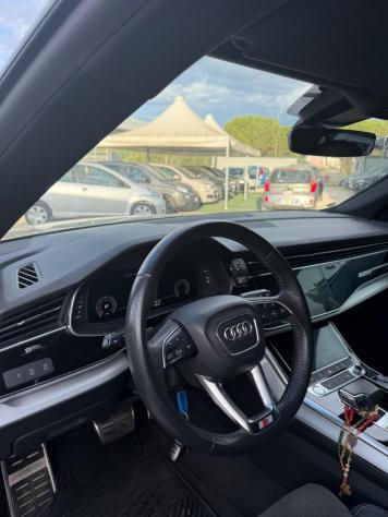 AUDI - Q8 - 50 TDI 286 CV quattro tiptronic Sport - Foto 8