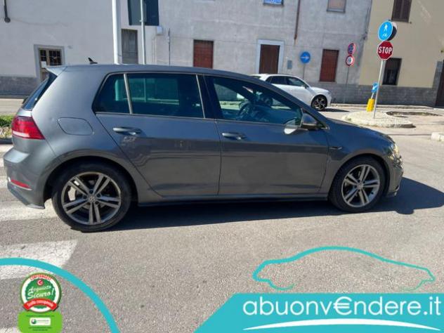 VOLKSWAGEN Golf 1.6 TDI 115 CV 5p. R-LINE rif. 23530321 - Foto 8