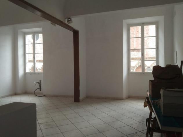 Locale comm.le/Fondo in affitto a Prato 90 mq Rif: 1354793