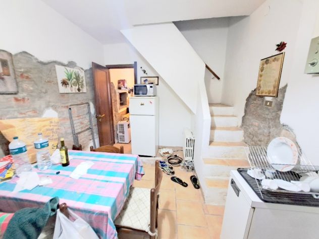 15KM DA MORTARA STAZIONE FS - PALESTRO PV - CASA DI PAESE AUTONOMA ARREDATA - Foto 3