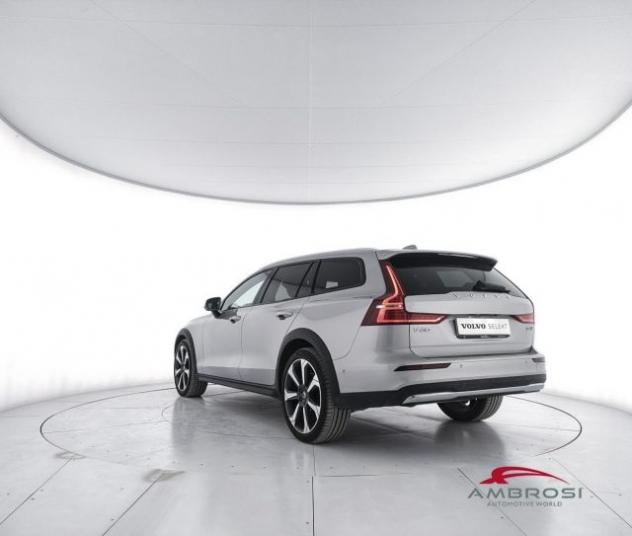 VOLVO V60 Cross Country 2.0 b4 Plus awd auto rif. 23843517 - Foto 4