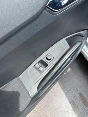 SKODA Fabia 1.0 MPI 80 CV Young Edition rif. 23785568 - Foto 7