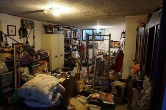 Immobile in asta di 203 m², box auto doppio in vendita a Borgomanero - Foto 2
