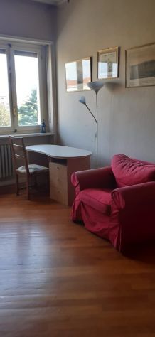 AFFITTO STANZA PER DONNA IN USO ESCLUSIVO - Foto 2