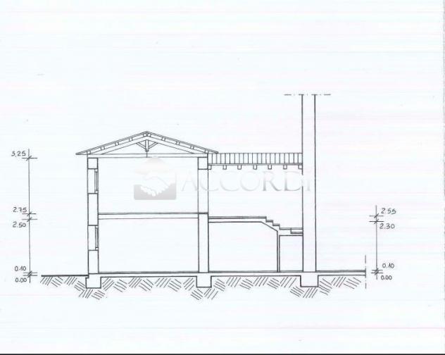 Interessante rustico composto su diversi livelli da ristrutturare in vendita a Cordignano. - Foto 11