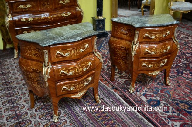 Coppia di comodini intarsiati stile Luigi XV - Foto 8