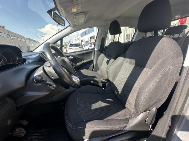 Peugeot 208 1.2 Allure 82cv - Foto 10
