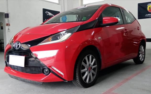 Toyota Aygo 1.0 VVT-i 69 CV 5 porte x-cite