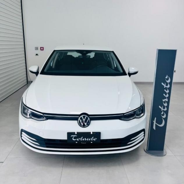 VOLKSWAGEN Golf 2.0 TDI DSG SCR Life rif. 24100231 - Foto 2