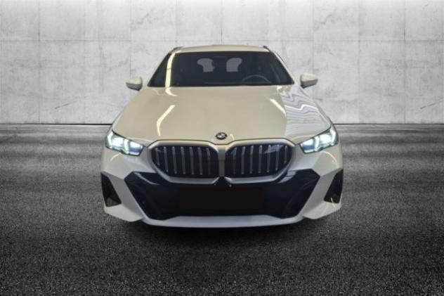 BMW 520 d 48V sDrive Touring Msport rif. 24048992 - Foto 4