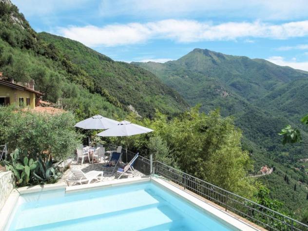 Rustico in vendita a Camaiore 150 mq Rif: 1412875