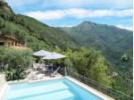 Rustico in vendita a Camaiore 150 mq  Rif: 1412875