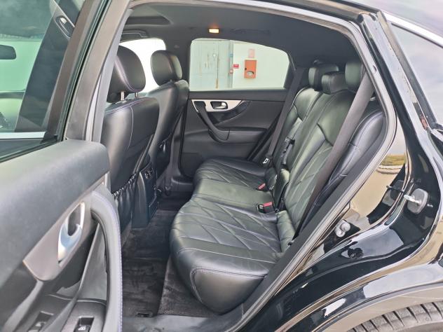 Infiniti QX70 3.0 diesel V6 AT S - Foto 10