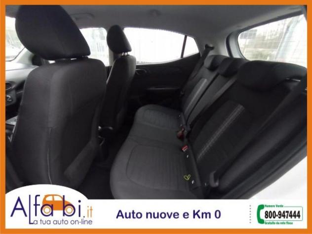 HYUNDAI i10 1.0 AT 63CV Connectline rif. 23973681 - Foto 6