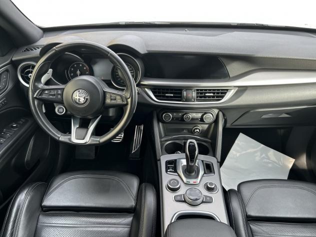 Alfa Romeo Stelvio 2.0 Turbo 280 CV AT8 Q4 Estrema - Foto 9