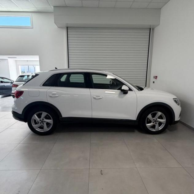 AUDI Q3 35 TDI S tronic Business Advanced rif. 23810615 - Foto 7