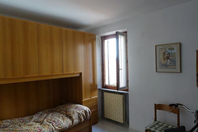 Bellano centro storico trilocale vicino al lago - Foto 5