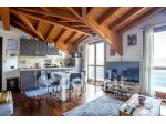 Appartamento di 43 m² con 1 locale e box auto in vendita a Biandronno