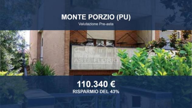 Immobile in asta di 183 m² con più di 5 locali e box auto in vendita a Monte Porzio