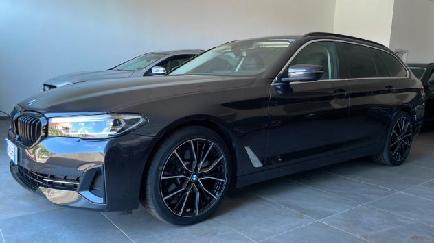 BMW 520D TOURING 2.0 LUXURY 190CV - FULL LED, PELLE, SEDILI ELETTRICI - Foto 3