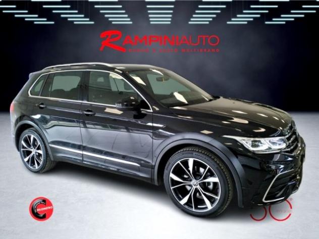 VOLKSWAGEN Tiguan 2.0 TDI 150 CV DSG 4MOTION R-Line Km 77.000 rif. 23424307 - Foto 6