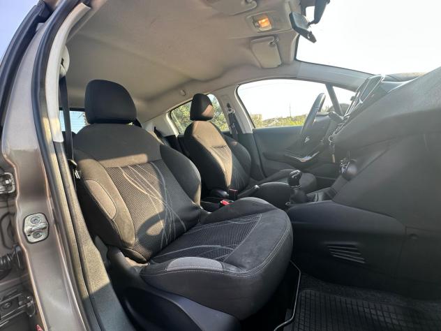 Peugeot 208 1.2 PureTech 82 CV Allure - Foto 10