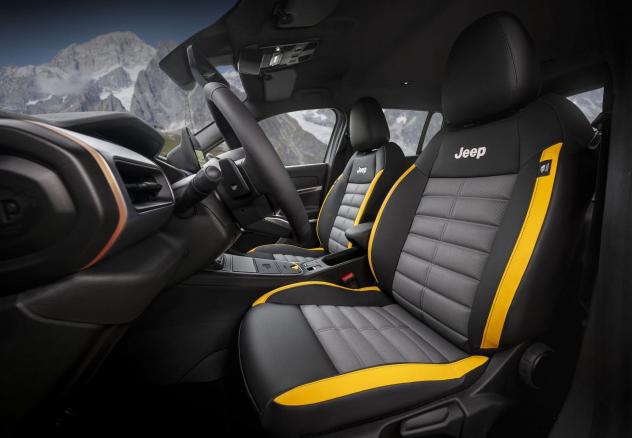 Jeep Avenger 4xe Hybrid 1.2 MHEV 4xe The North Face - Foto 3
