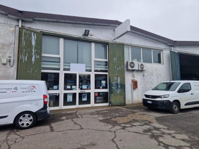 Immobile di 512 m² con 1 locale in affitto a Settimo Milanese - Foto 12