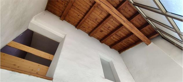 V000263 - PORZIONE TERRACIELO IN CENTRO - Foto 11