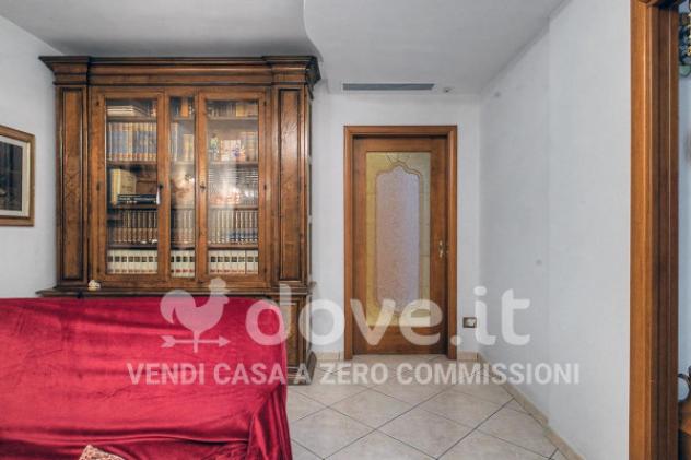 Villetta a schiera di 166 m² con 4 locali e box auto in vendita a Crispiano - Foto 4