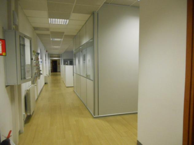 Immobile di 950 m² con più di 5 locali in affitto a Rho - Foto 13