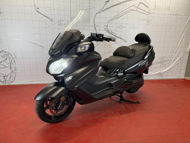 Suzuki Burgman 650 SUZUKI BURGMAN 650 - YM 2020 - Foto 5
