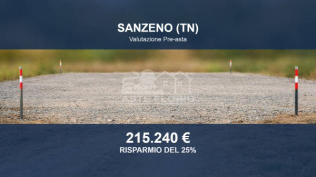 Immobile in asta di 2565 m² in vendita a Romeno