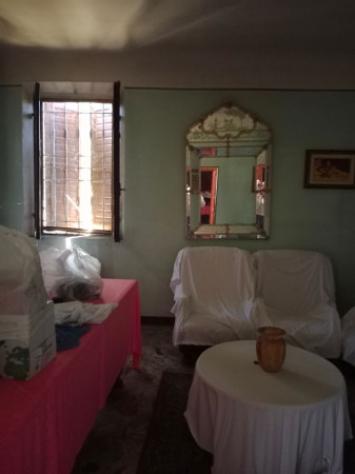 Villa di 610 m² con più di 5 locali in vendita a Carpi - Foto 2