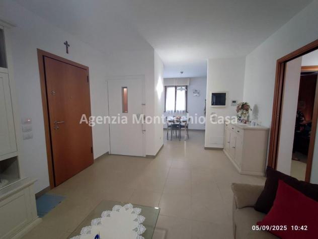 BORGO SANTA MARIA / PU – APPARTAMENTO CON TAVERNA SU CASA BIFAMILIARE (NUDA PROPRIETA') - Foto 5