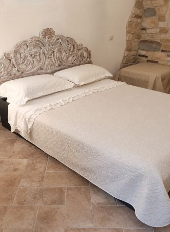 NETTUNO MONOLOCALE ARREDATO CON GIARDINO PRIVATO E POSTO AUTO