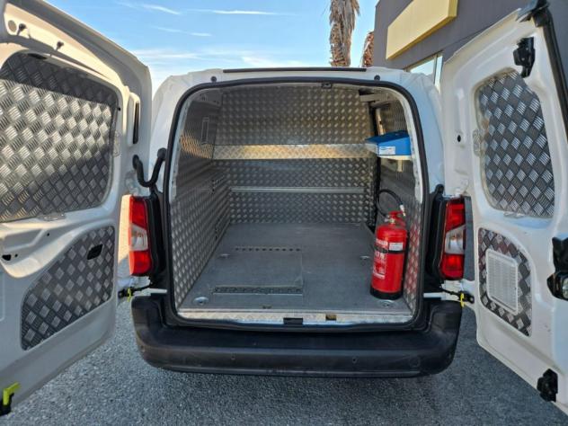 Peugeot Partner BHDi 130 PC Premium Riv. Inox - Foto 6