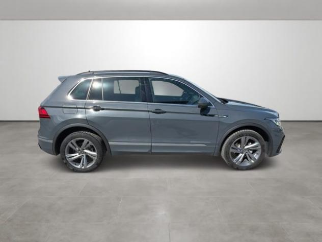 VOLKSWAGEN Tiguan 2.0 TDI 150 CV SCR DSG 4MOTION R-Line rif. 24176720 - Foto 8