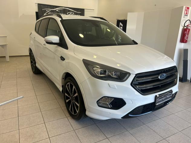 Ford Kuga 1.5 TDCI 120CV 2WD ST-Line 2018 IVA - Foto 3