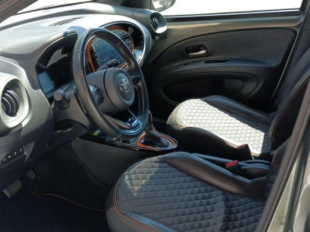 Toyota Aygo X 1.0B (72 CV) Limited Air S-CVT - Foto 7