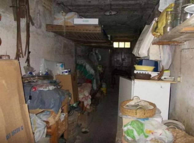 Immobile in asta di 270 m² con più di 5 locali e box auto in vendita a Castellazzo Bormida - Foto 10