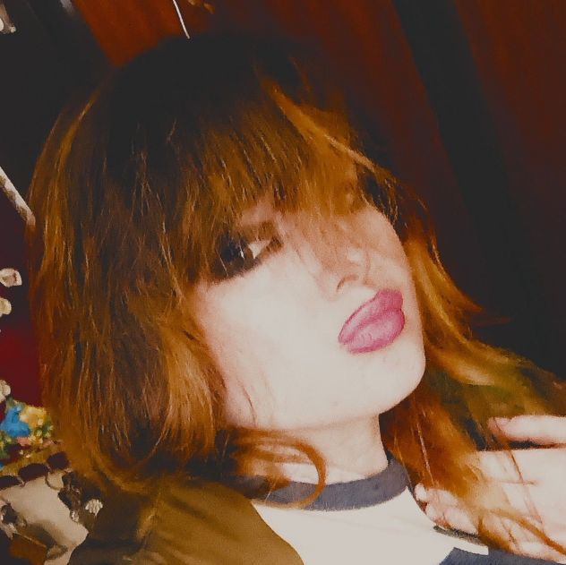 RAGAZZA SERIA