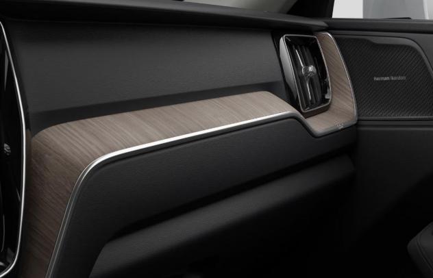 Volvo XC60 XC60 B5 AWD automatico Plus Dark Autocarro N1 - Foto 10