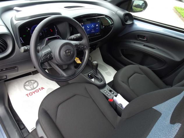 Toyota Aygo X 1.5 HYBRID 115 CVT - Foto 6