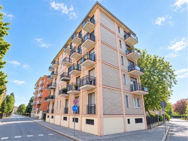 V004827 - Novara Porta Mortara