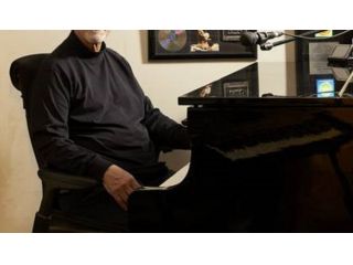 Pianista per cantanti lirici (ripasso spartito) a Milano