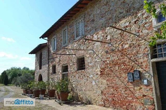 Grazioso appartamento arredato in casolare di campagna